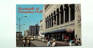 Boardwalk at Convention Hall Atlantic City NJ cartolina d'epoca - Foto 1 di 2