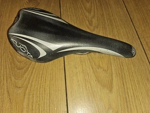 Selle San Marco Carbon Bicycle Saddle 135mm Wide. 280mm Long 195 Grams - Picture 1 of 4