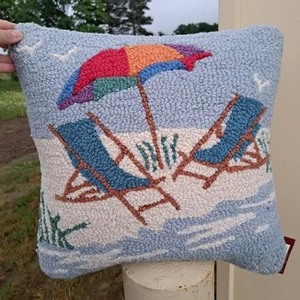 NEU Chandler 4 Ecken Laura Megroz Strandsessel Wolle Haken Kissen 18x18 - Bild 1 von 10
