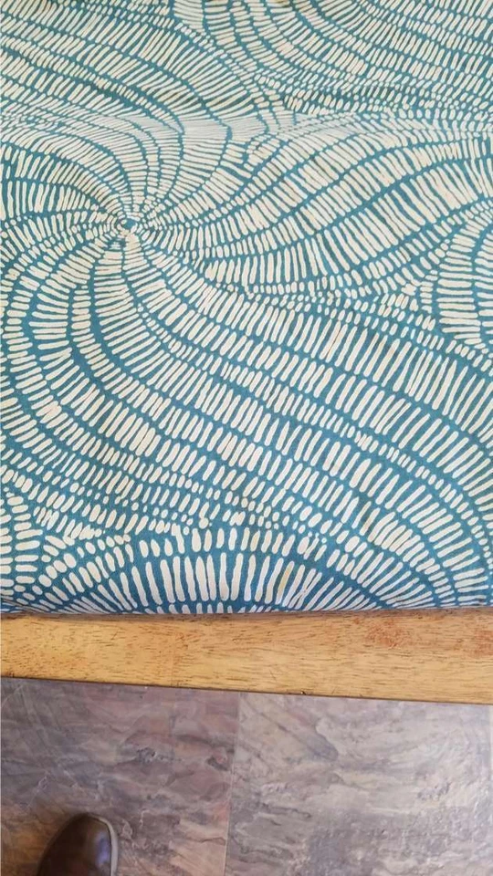 Robert Allen @ Home tela ondas azules por yarda stock c1 Foto 1 de 1