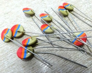 10x Vintage Mullard E299DD/P236 56V VDR spannungsabhängige Widerstände 12mm 236 - Bild 1 von 4