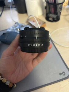 Nikon Nikkor DX Z 16-50mm 3.5-6.3 VR - silber - Vorführgerät - vom Händler - Bild 1 von 4