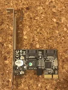 Vantec UGT-ST420R 2-Port SATA II 300 PCIe Host Card with RAID - Picture 1 of 4