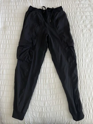Jogger cargo Dance Studio ajuste relajado tiro medio talla XS negro Foto 1 de 4