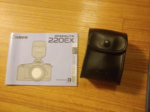 Canon Speedlite 220ex Blitzgerät zur Montage in Blitzschuh mit Tasche - Bild 1 von 7