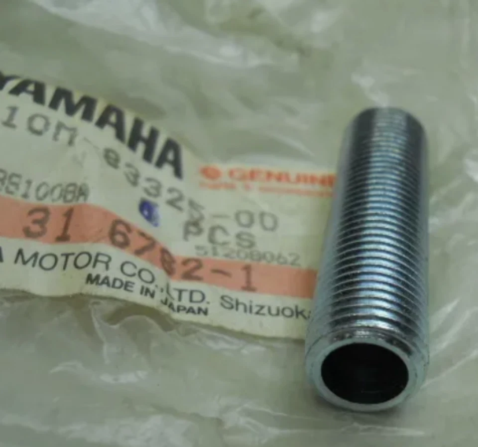 Nuevo de Lote Antiguo 1980-1982 Yamaha XJ1100 XS1100 XS850 Intermitente Perno de Montaje 10M-83325-00 Foto 1 de 4