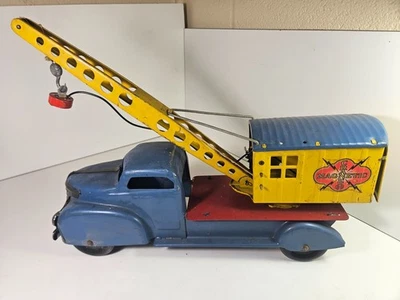 Caminhão guindaste magnético vintage 1950 Marx aço prensado - Imagem 1 de 4