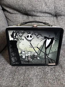 Vintage Nightmare Before Christmas Metal Tin Lunchbox w/ Thermos NECA NEW - Picture 1 of 7