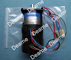 1pc Sanyo T720T-012 servo motor - Picture 1 of 3