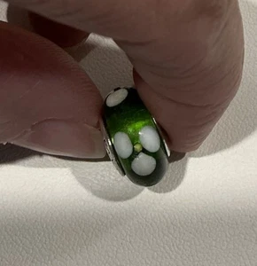 Authentic Pandora Bead Charm Murano Glass Green White Flowers Retired 790614 - Picture 1 of 4