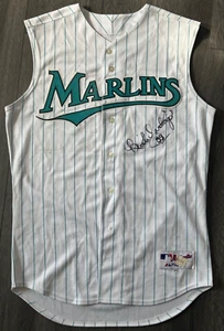 Majestuosa camiseta de béisbol firmada por Benito Santiago 2003 talla 44 Florida Marlins - Imagen 1 de 5