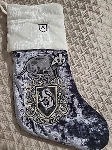 Pottery Barn Teen Harry Potter Hufflepuff Weihnachtsstrumpf monogrammiert A - Bild 1 von 3