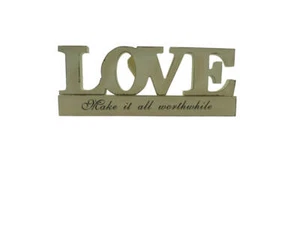 Romantischer Schriftzug love aus hochwertigem Holz in charmantem Shabby weiß - Bild 1 von 3