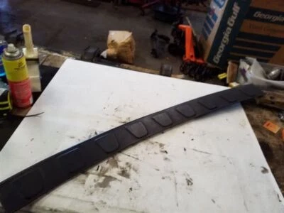 Almohadilla de paso superior para parachoques trasero | Se adapta a Honda Pilot 2012-2015 Foto 1 de 4