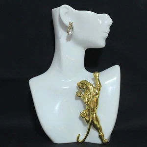 Medieval Creative Leopard Brooch Retro Animal Brooch Women Accessories - Picture 1 of 14