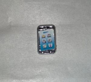 BARBIE DOLL SIZE MINIATURA ACCESSORIO CELLULARE PER DIORAMA - Foto 1 di 3