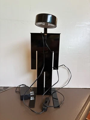 Lámpara de Escritorio LED MAN Acero Antropomórfico Negra 14 3/4" Intertek Patriot Lighting Foto 1 de 4