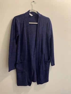 Cárdigan largo tejido azul marino talla pequeña para mujer. SKU D13 Foto 1 de 4