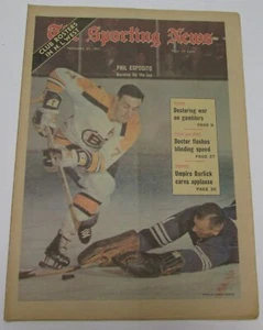 Phil Esposito Boston Bruins February 20, 1971 Sporting News Cover 144686 - Picture 1 of 1