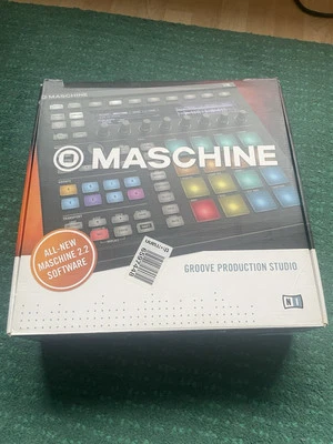 Native Instruments Maschine MK2 Text lesen!   - Bild 1 von 2