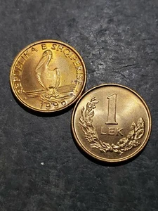 Lot of 2 ALBANIA 1996 1 LEK Coins from Uncirculated Roll **1 Year Type Coin** - Picture 1 of 4