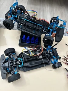 RC 1/10 drift cars And accessories! - Picture 1 of 22