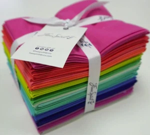 Tula Pink Designer Solids 22 pc Fat Quarter Set 100% Cotton Fabric Free Spirit - Picture 1 of 1