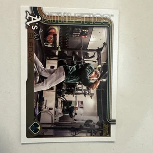 2025 Topps Series 1 JJ Bleday Golden Mirror Image Variation SSP #238 Athletics - Picture 1 of 2