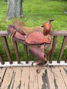 Vintage Unbranded Western Floral Style Brown Leather Horse Saddle - Picture 1 of 15