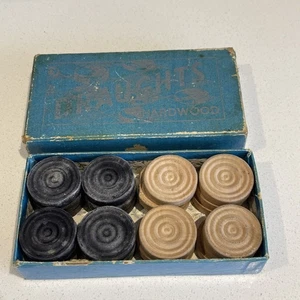 VINTAGE Boxed set of Hardwood Draughts Complete (100a) - Picture 1 of 2