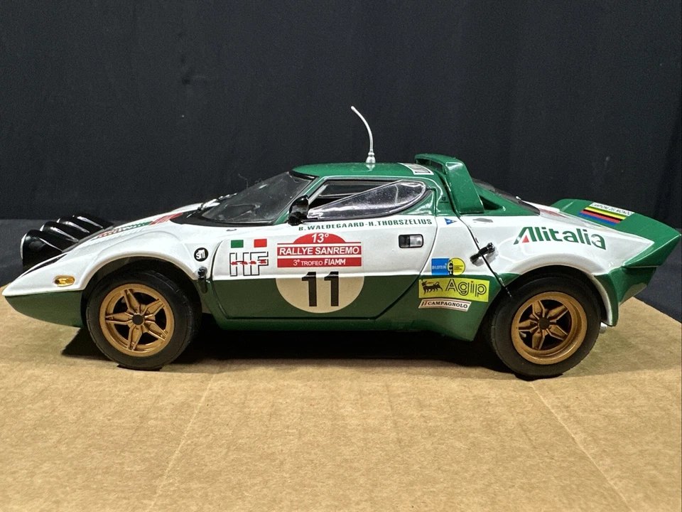 Sun Star  1/18 Scale 1975 Lancia Stratos HF San Remo Rally Diecast Car #11 - Image 1 of 4