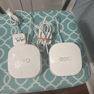 2 Eero 6 + Plus Dual Band Mesh Wi-Fi 6 Router R010001 - Photo 1/5