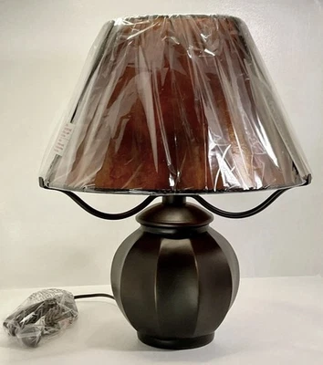 Lámpara de mesa Cal Lighting Indio Metal/Resina Mica con interruptor de cadena BO-3102TB Foto 1 de 4