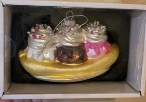 Banane Split Eisbecher Weihnachtsbaum Glasschmuck Ornament von Festive  - Bild 1 von 2