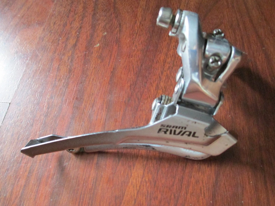 SRAM FIRST GENERATION RIVAL SILVER 31.8 / 32 CLAMP ON FRONT DERAILLEUR - Image 1 of 1