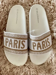 Chic NUEVO CON ETIQUETAS SANDALIAS CHANCLAS WILD DIVA salón PARÍS tema sin cordones talla 7 - Imagen 1 de 7