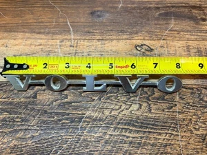 Vintage Volvo Verkleidung Schriftzug Schriftzug 8" Zoll breit Emblem Abzeichen Logo Metall - Bild 1 von 7