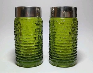 Vintage Anchor Hocking Soreno vetro verde avocado anni 60 sale e pepe shaker - Foto 1 di 8