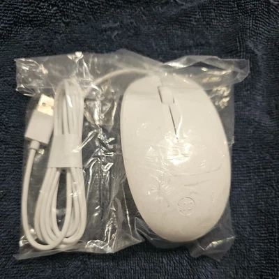 HP 126 White Wired Mouse  M2962-001 - Image 1 of 4