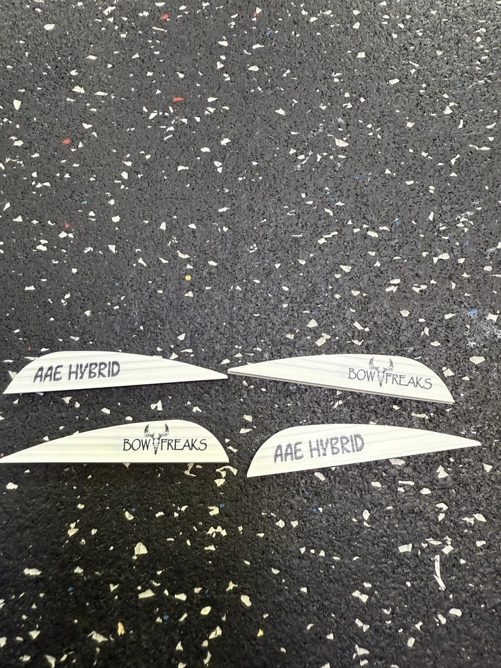 AAE Hybrid 26 Custom Bowfreaks Vanes 100 pack Gray - Image 1 of 1