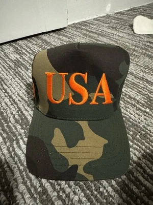 Gorra Edición Limitada Camuflada Donald Trump Cali Fama Gorra Auténtica EE. UU. 45-47 2025 Foto 1 de 4