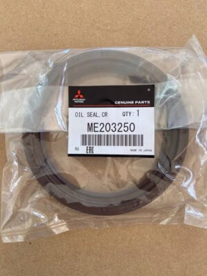 Genuine Rear Main Seal 4M40 Turbo Triton 4M41 2.8L 3.2L For MITSUBISHI TRITON - image 1 of 4