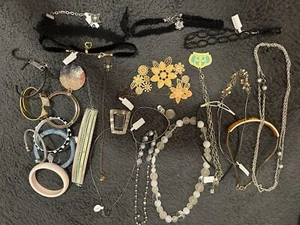 Assorted Costume Jewelry Lot Some Vintage - Picture 1 of 3