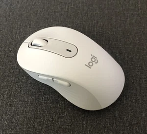 Logitech M650 Off-White Silent Mouse for Medium Sized Hands - Picture 1 of 4