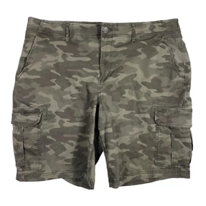 George Cargo Shorts Men's Size 40 x 10 Stretch Regular Fit Pockets Green Camo - Picture 1 of 8