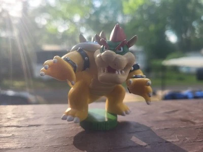 Nintendo Super Mario Chess Collectors Edition 2.5" BOWSER Mini Figure GREEN BASE - Image 1 of 4