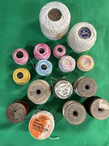 Konvolut Vintage & Modern Häkeln Baumwolle und Nähfäden Posten Nähen Basteln - Bild 1 von 7