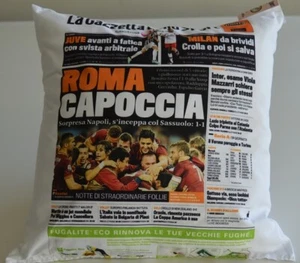 CUSCINO IMBOTTITO 40X40 GAZZETTA DELLO SPORT ROMA CAPOCCIA LX 862 - Imagen 1 de 5
