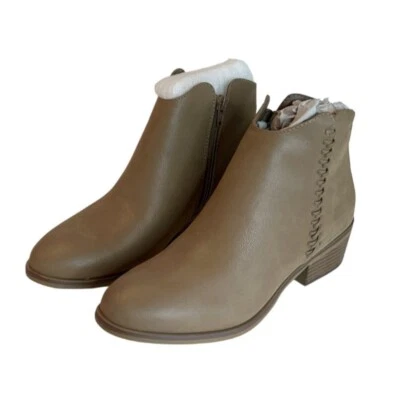 Mia Mujer Jaice Tacón Botines Cuero Tacón Taupe Cremallera Plana Talla 7.5 Nuevo con Etiquetas Foto 1 de 4