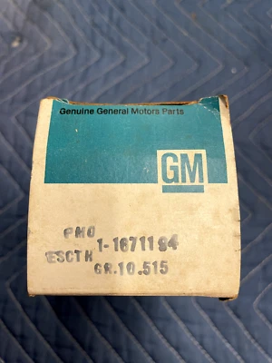 Nuevo Chevrolet Camaro Monza 1975-81 manija puerta delantera derecha escudo 1671194 Foto 1 de 4